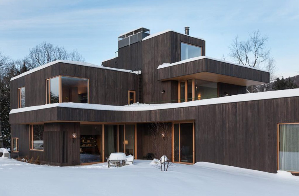Finished exterior of a SIP wall project in Stowe, Vermont